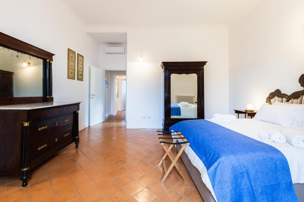 Palazzo Marigliano - Serviced Apartments Napoli Eksteriør billede