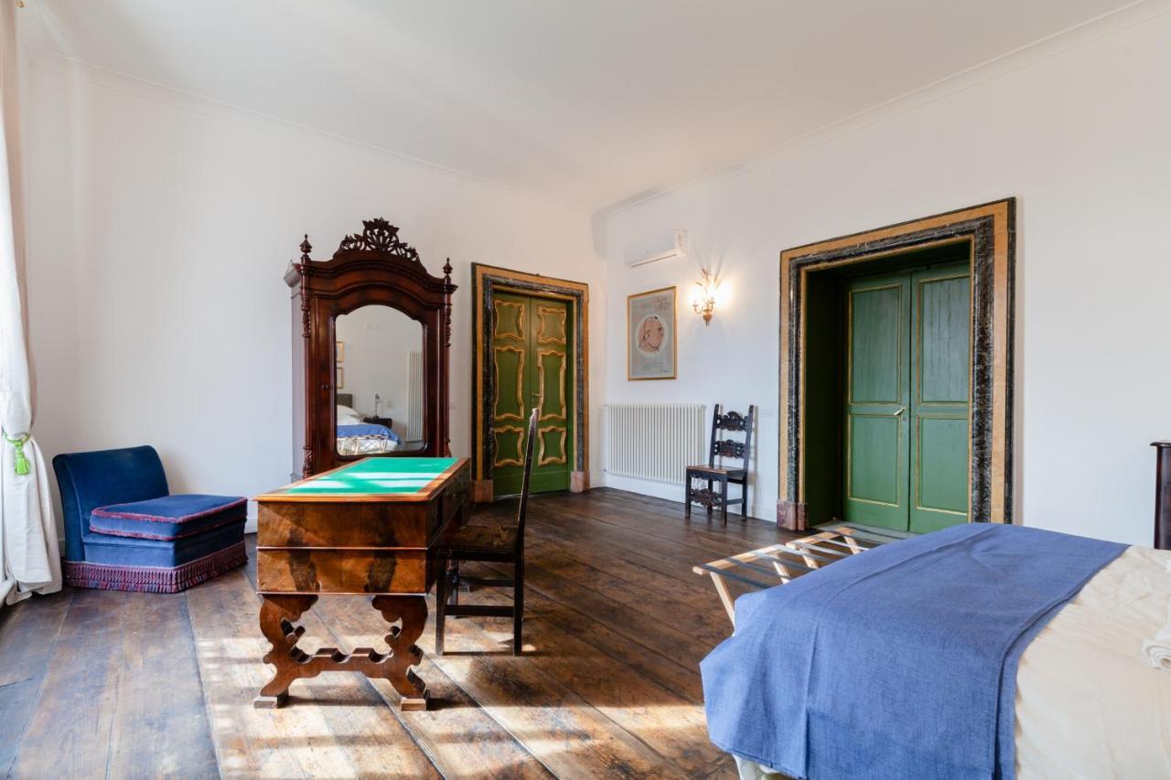 Palazzo Marigliano - Serviced Apartments Napoli Eksteriør billede