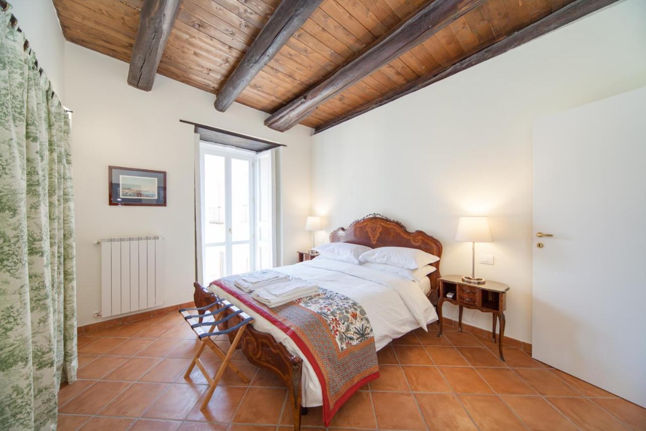 Palazzo Marigliano - Serviced Apartments Napoli Eksteriør billede